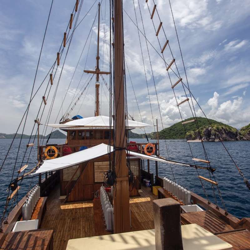 Jelajahi Laut