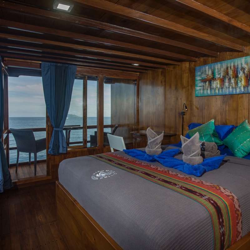 Jelajahi Laut