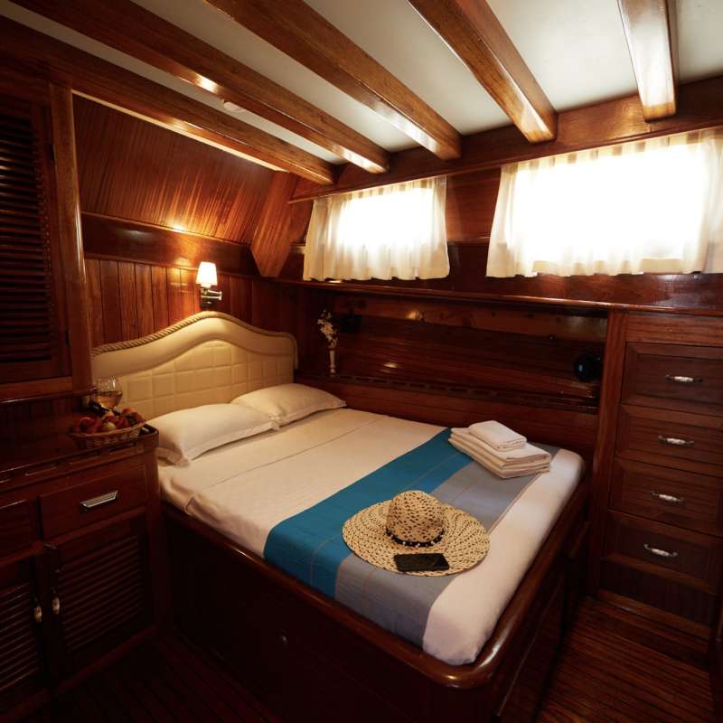 Pearl 111