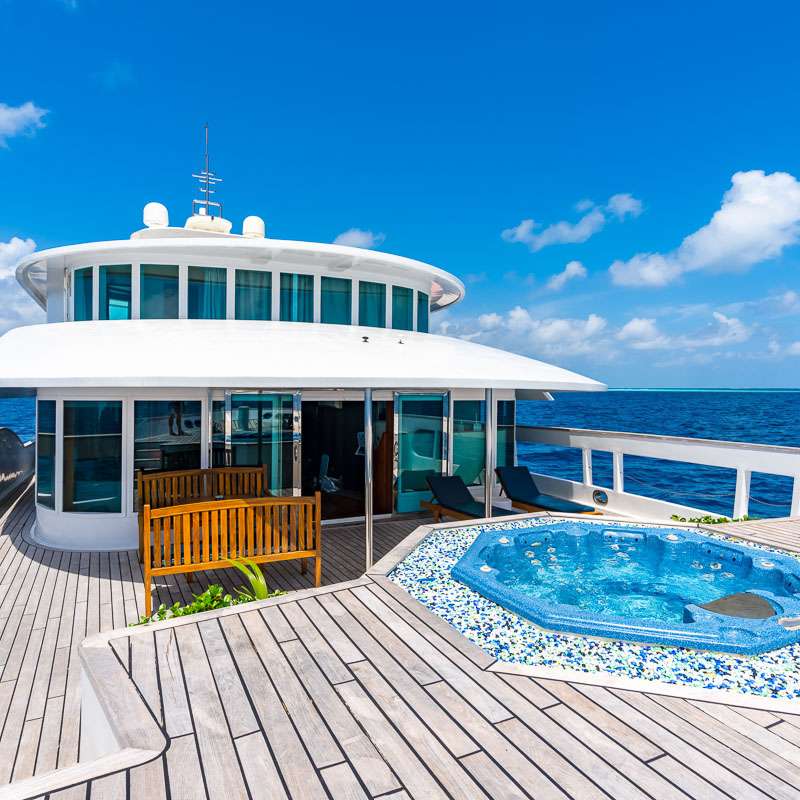 Seafari Explorer 2
