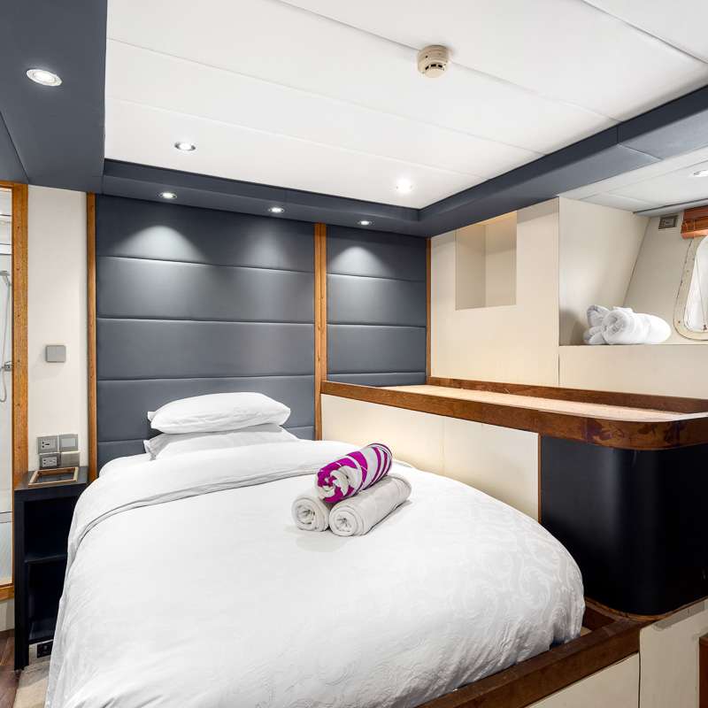 Seafari Explorer 2