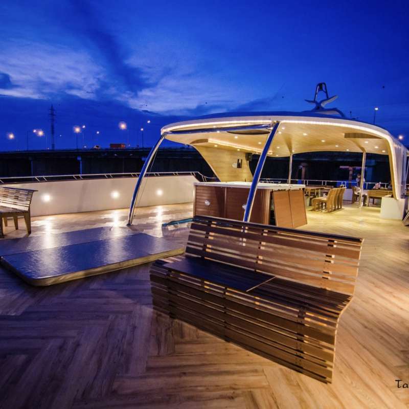 Tapana Catamaran