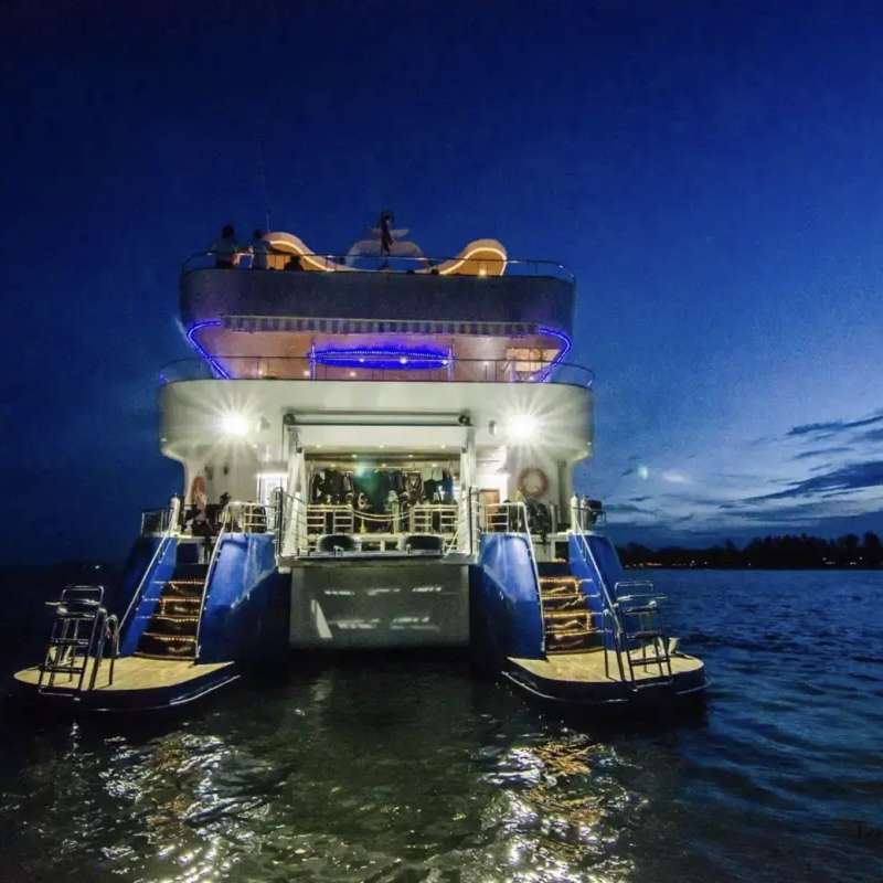 Tapana Catamaran