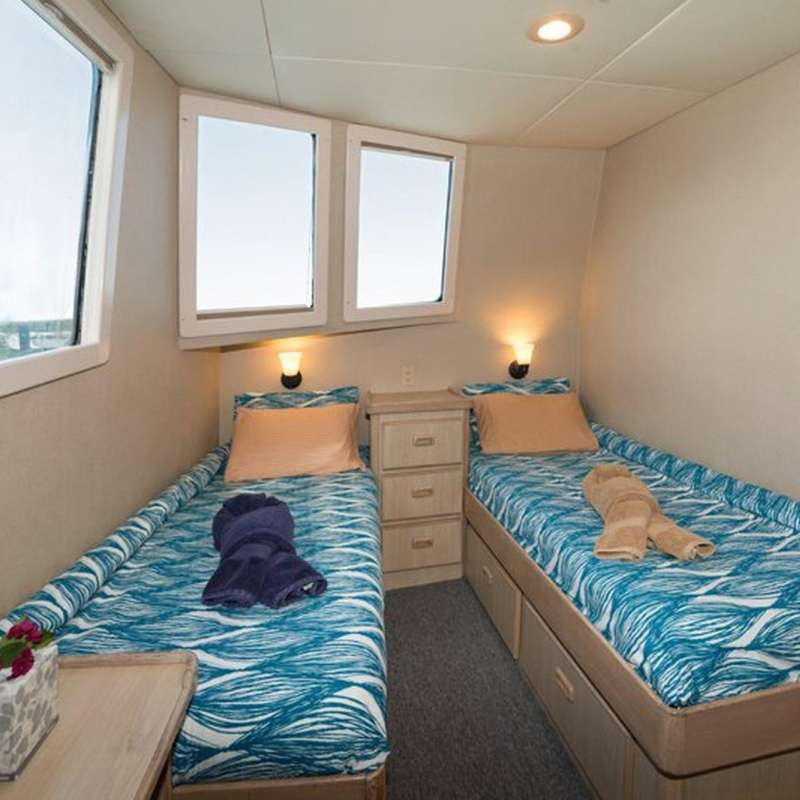 Turks and Caicos Explorer 2 Turks and Caicos Explorer 2